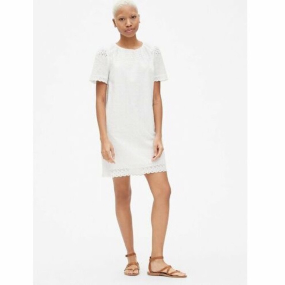 Gap white eyelet dress - new with tags